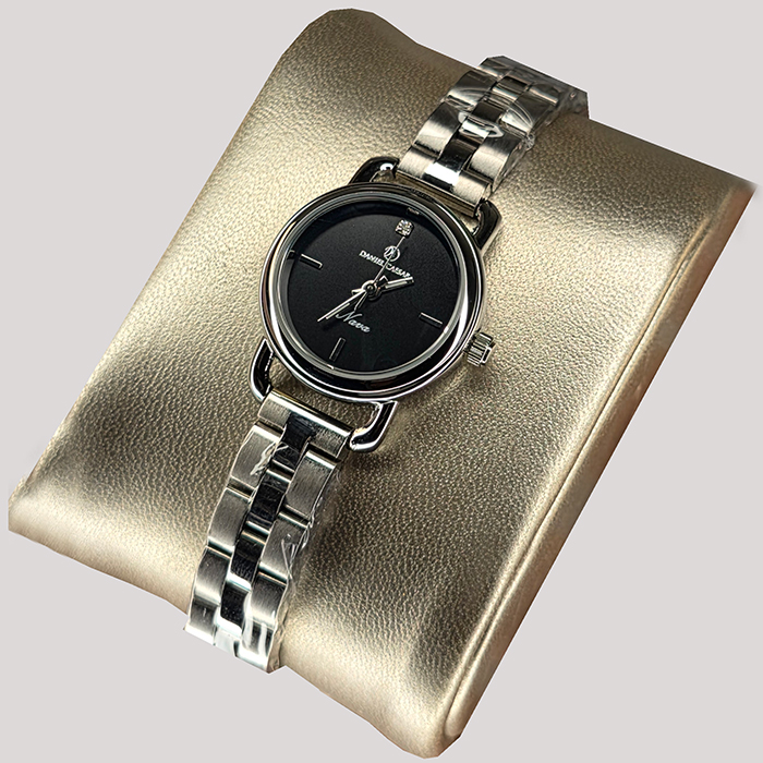 ساعت زنانه دنیل سزار مدل DANIEL CAESAR DC1200L