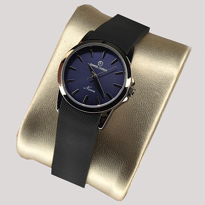 ساعت زنانه دنیل سزار مدل DANIEL CAESAR DC1228L