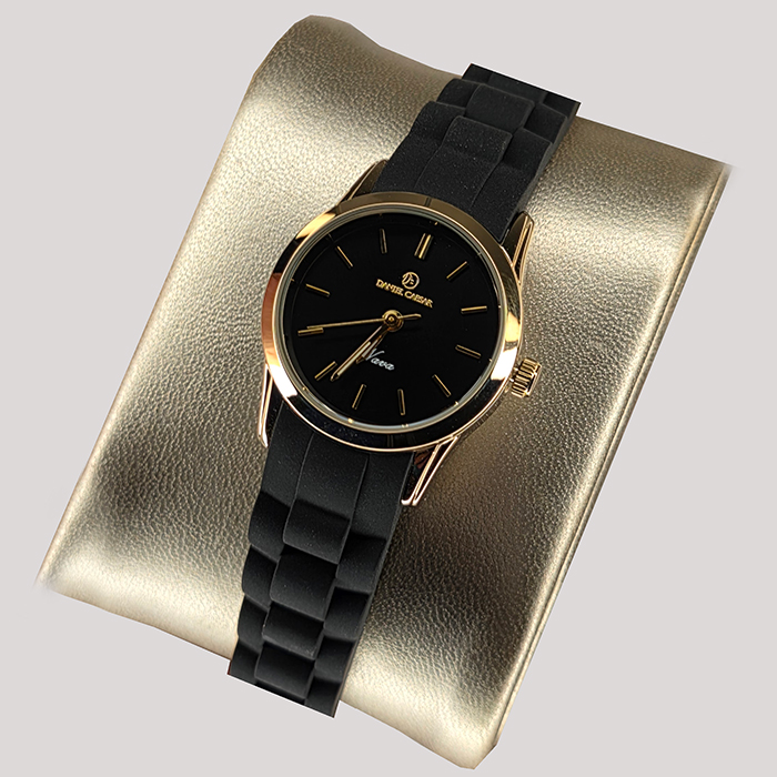 ساعت زنانه دنیل سزار مدل DANIEL CAESAR DC1229L