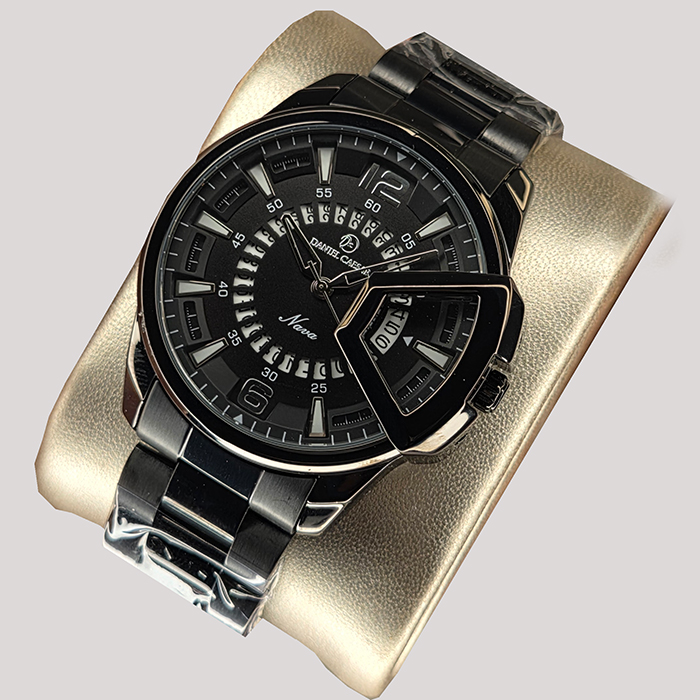 ساعت مردانه دنیل سزار مدل DANIEL CAESAR DC1236G