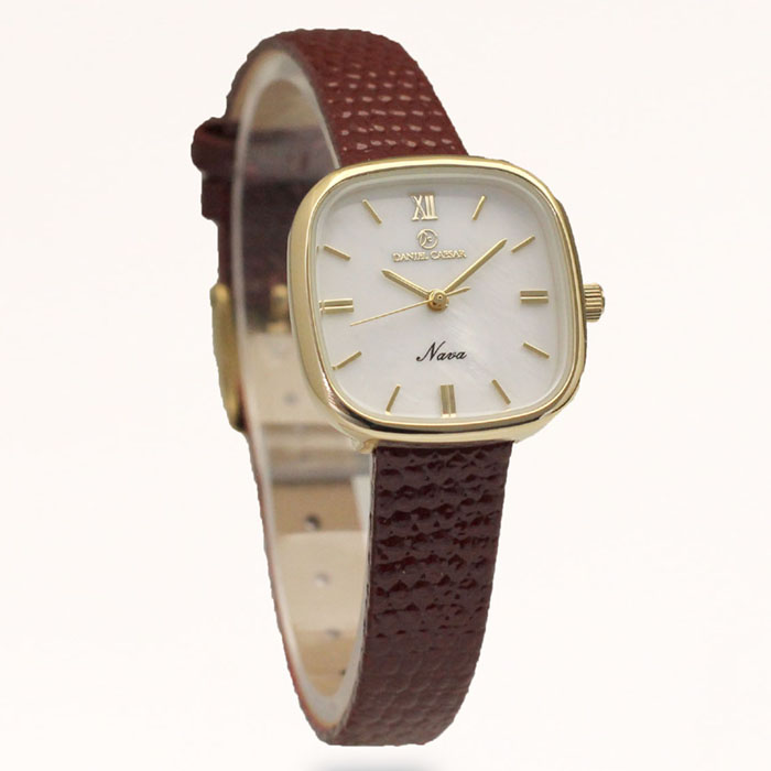 ساعت زنانه دنیل سزار مدل DANIEL CAESAR DC1268L